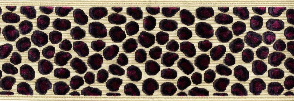 Picture of INVERELL VELVET TAPE-MAGENTA