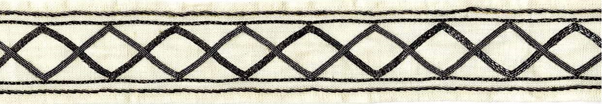 Picture of BISCAYNE EMB. TAPE-PEWTER